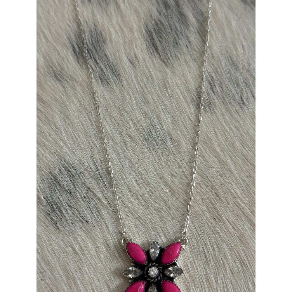 Native American SW Sterling Silver Neon Pink Jasper & CZ Cluster Lariat Necklace - Picture 7 of 11